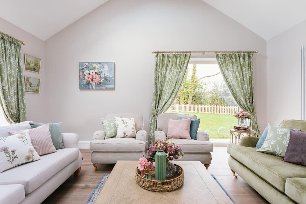 The Farmhouse At Corrstown Village Portrush Exteriör bild
