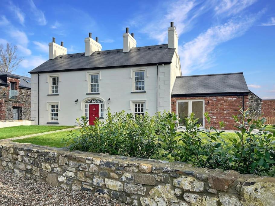 The Farmhouse At Corrstown Village Portrush Exteriör bild