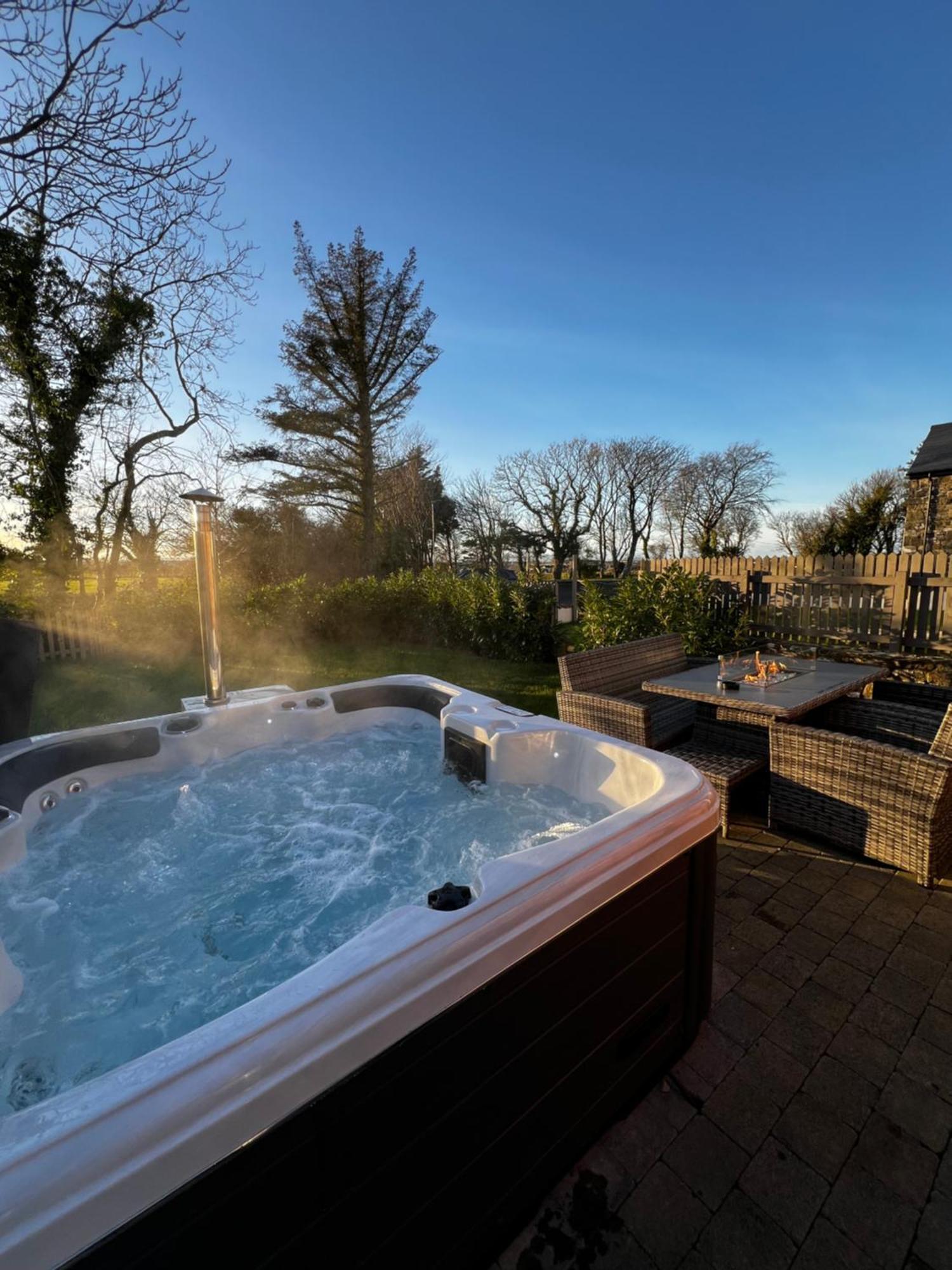 The Farmhouse At Corrstown Village Portrush Exteriör bild